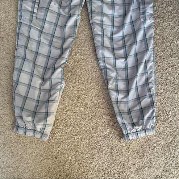 Aritzia Golden Tna White checkered/plaid print cargo jogger pants - Picture 10 of 11